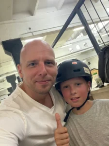 Read more about the article Firma rośnie, dzieci dorastają – czego nie możesz przegapić jako ojciec