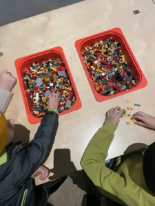 Read more about the article Kreatywność przedsiębiorcy a kreatywność dziecka – czy można je porównać?